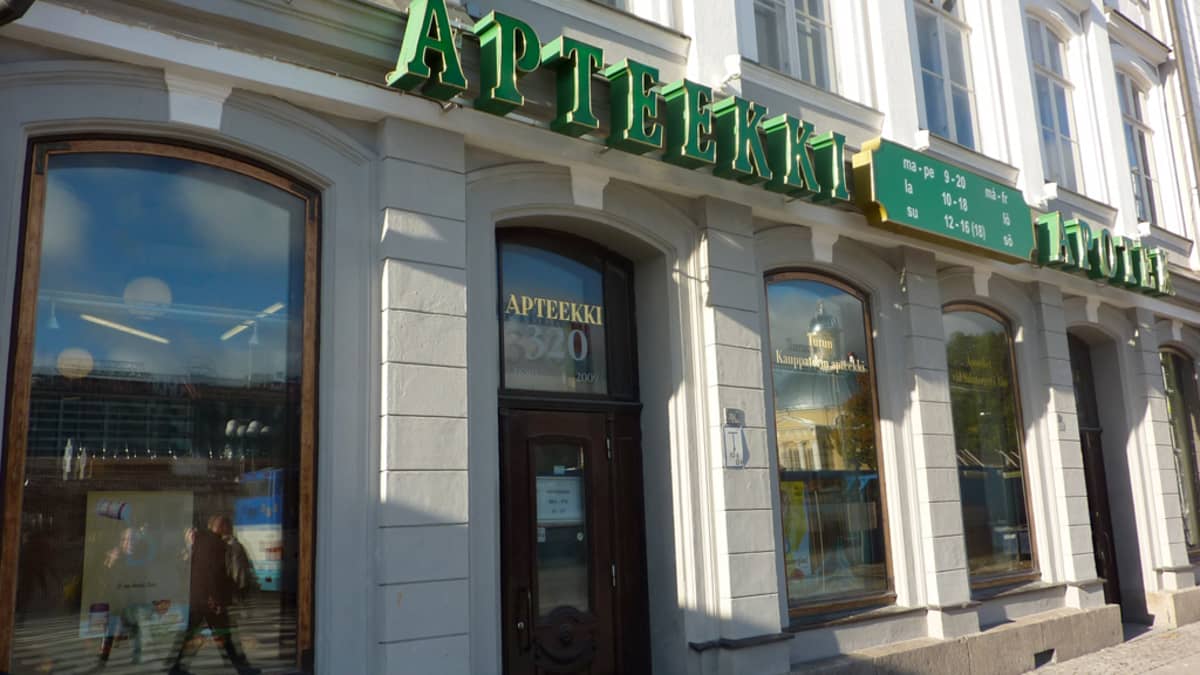Maan vanhin apteekki muuttuu karkkikaupaksi | Yle Uutiset