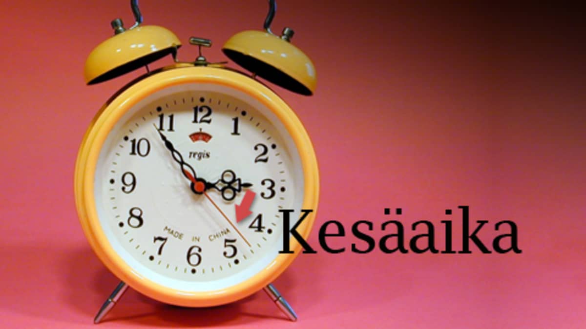 Kelloja siirretään tunnilla eteenpäin.
