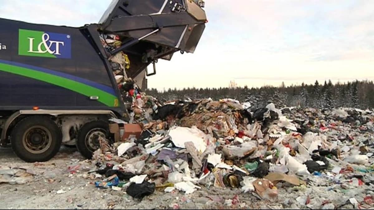 Sopensuon kaatopaikka peitetään Kiteellä | Yle Uutiset