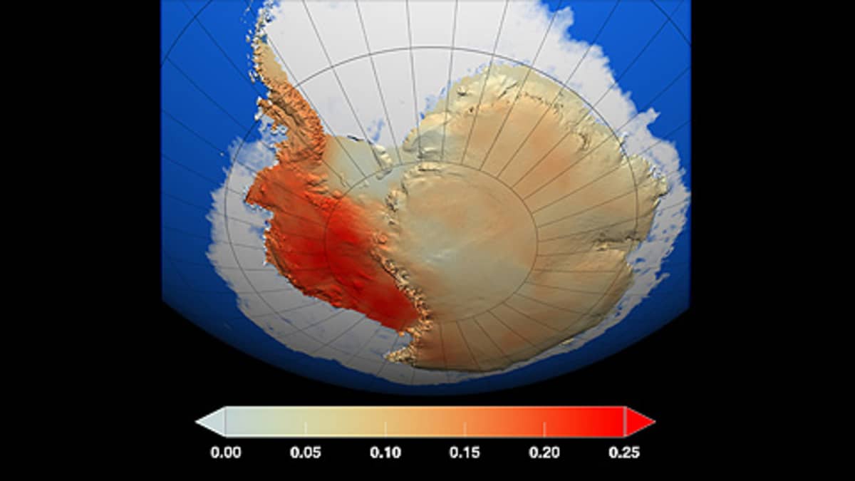 Sääasemien ja satelliittien tiedoista koostettu kuva Etelämantereen lämpenemisestä vuosina 1957 - 2006. Tummimman punainen väri tarkoittaa vuosikymmenen keskilämpötilan nousua 0,25 Celcius-asteella.
