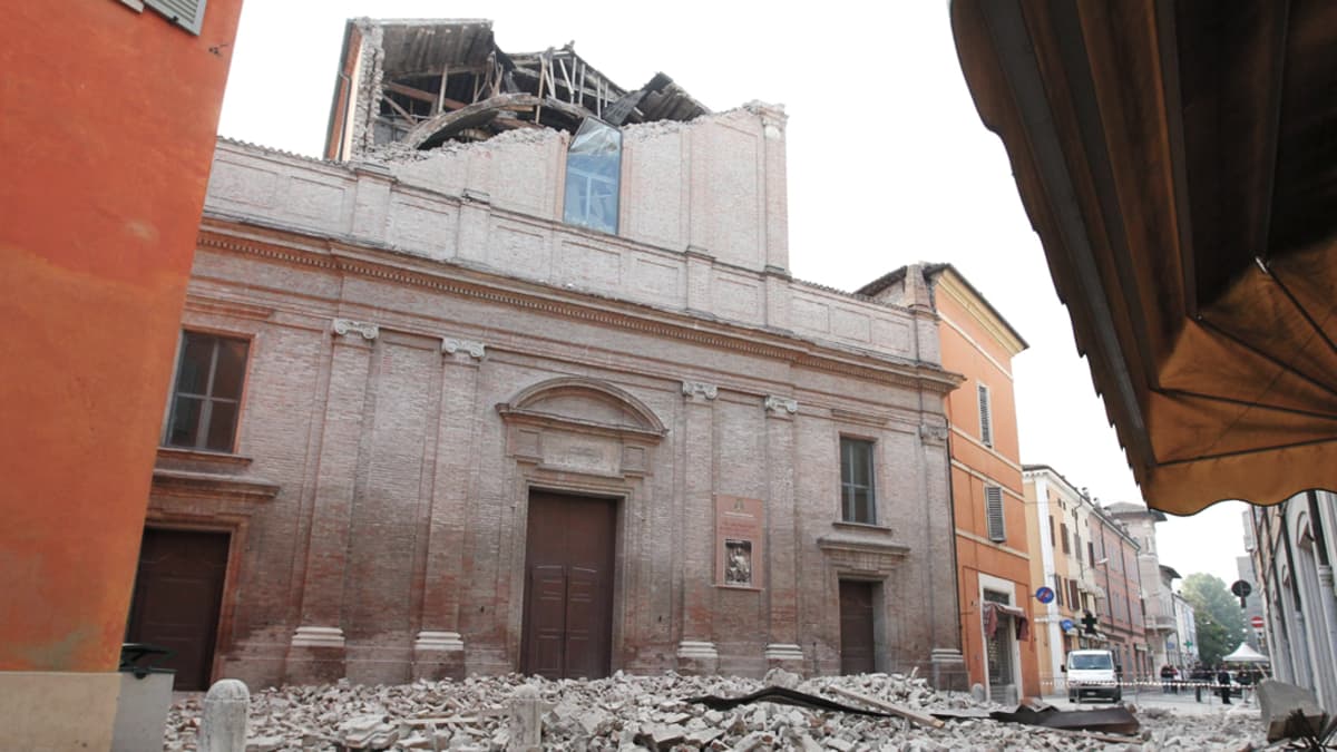 Toistakymmentä kuollut Pohjois-Italian tuhoisassa maanjäristyksessä | Yle  Uutiset