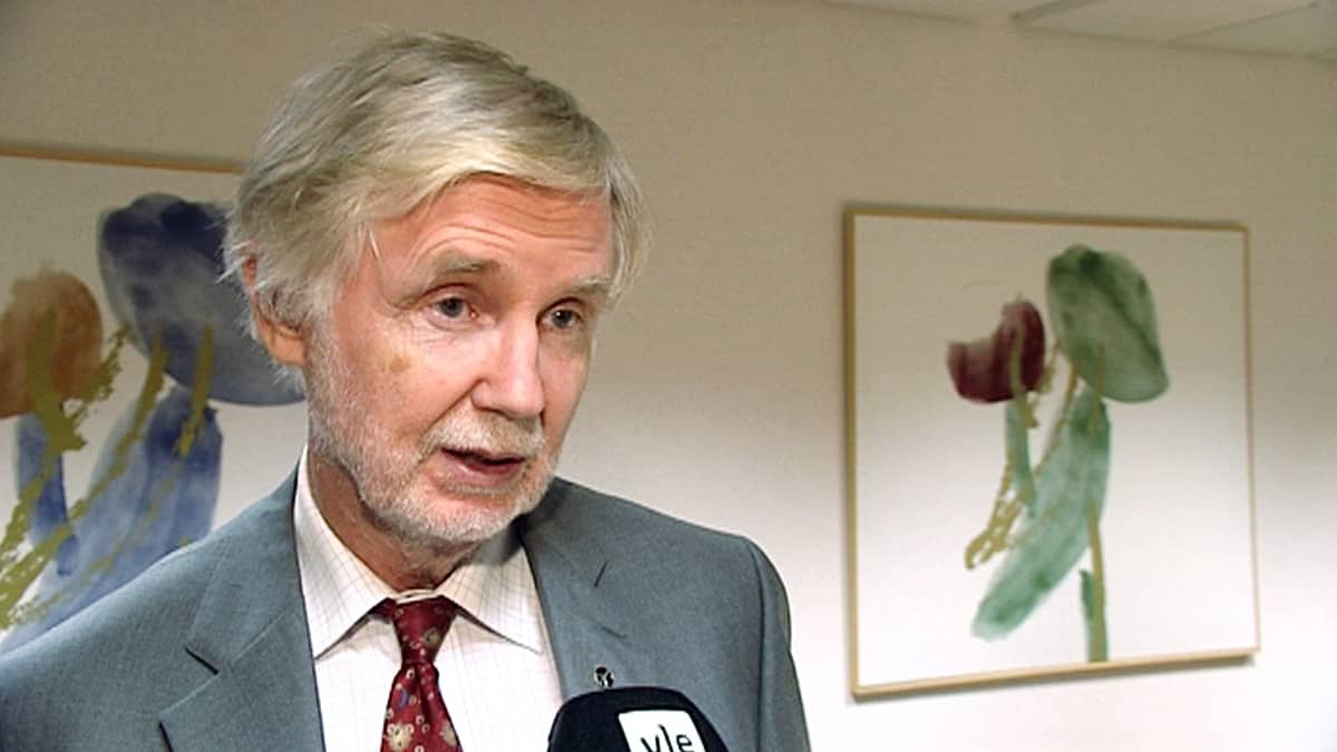 Erkki Tuomioja.