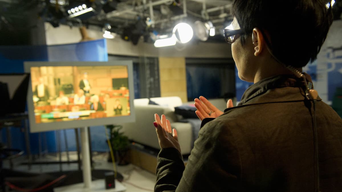Yle tarjoaa eduskunnan kyselytunnit nyt my s viittomakielell yle uutiset