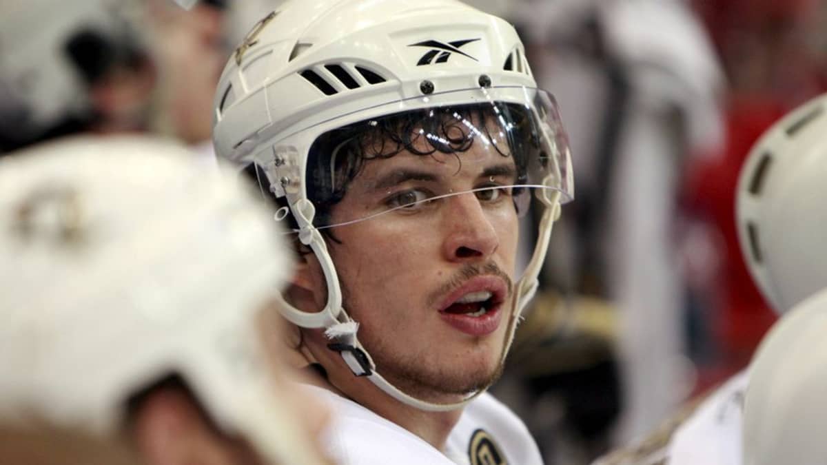 Crosby tarjosi NHL-debytantille unohtumattoman illan | Yle Urheilu