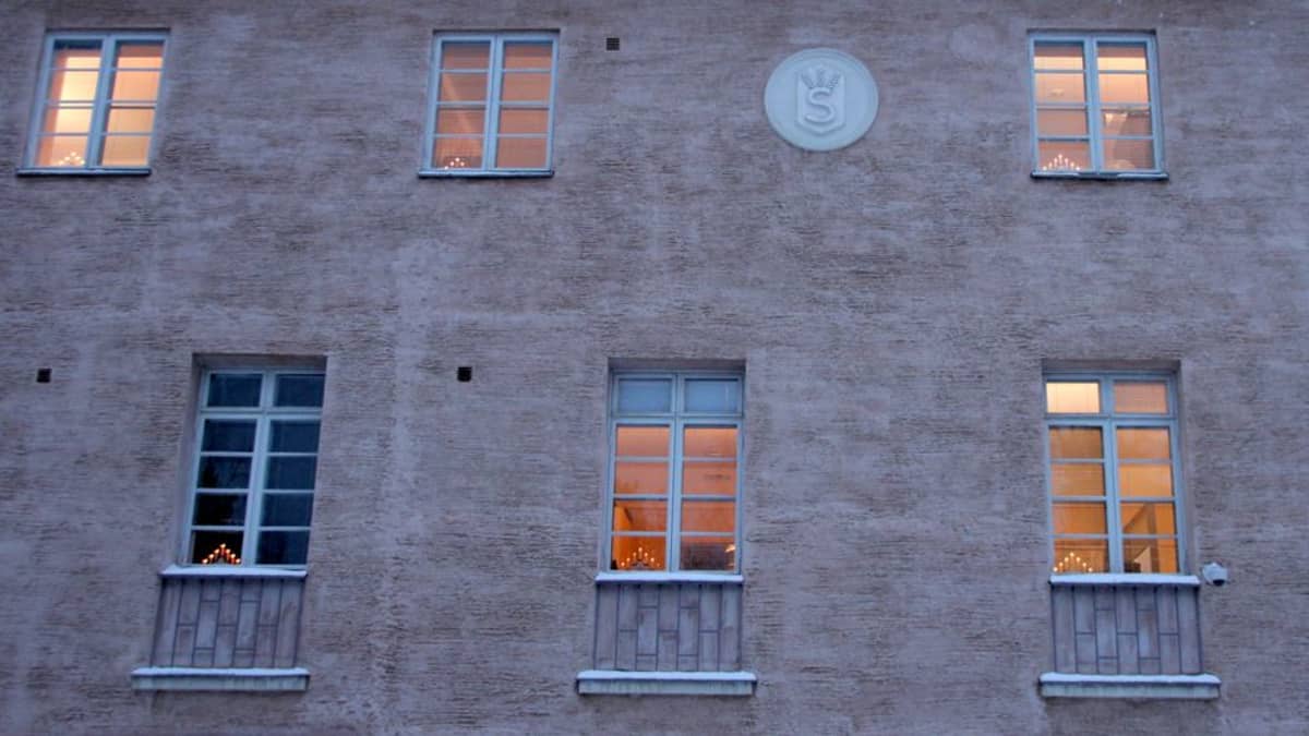 Tonttikiista 1920-luvulta: Suojeluskunta voitti taistelun Pielisjoen  linnasta Joensuussa | Yle Uutiset