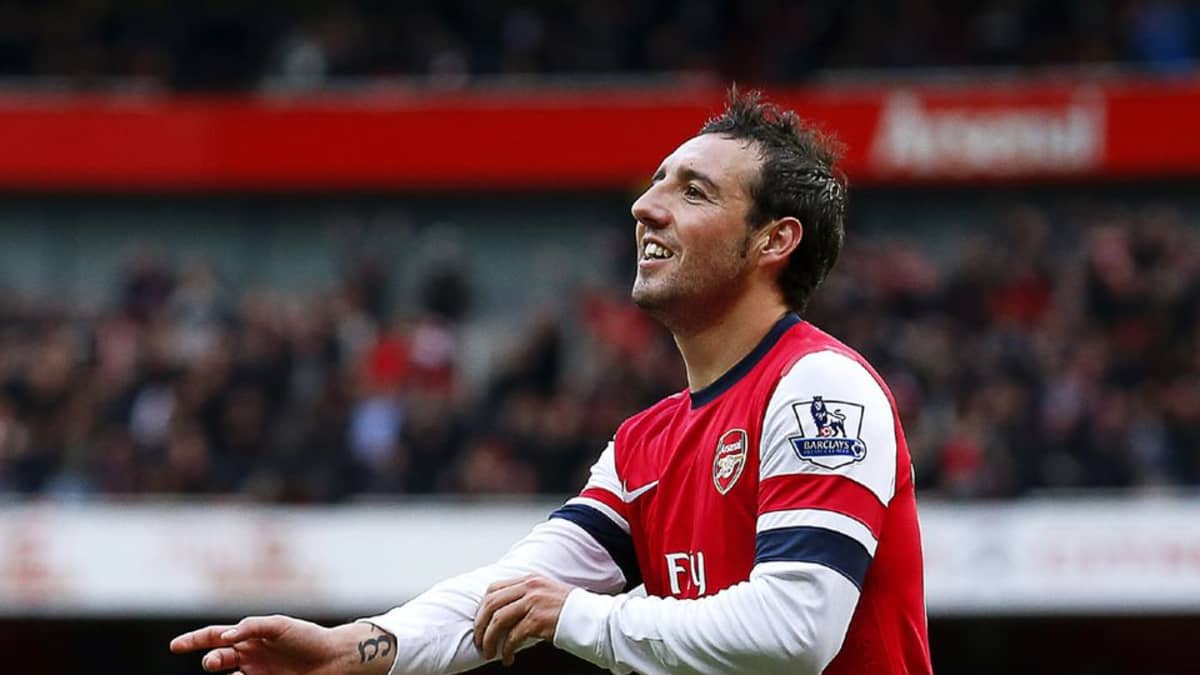Arsenalin Santi Cazorla juhlii maalia.