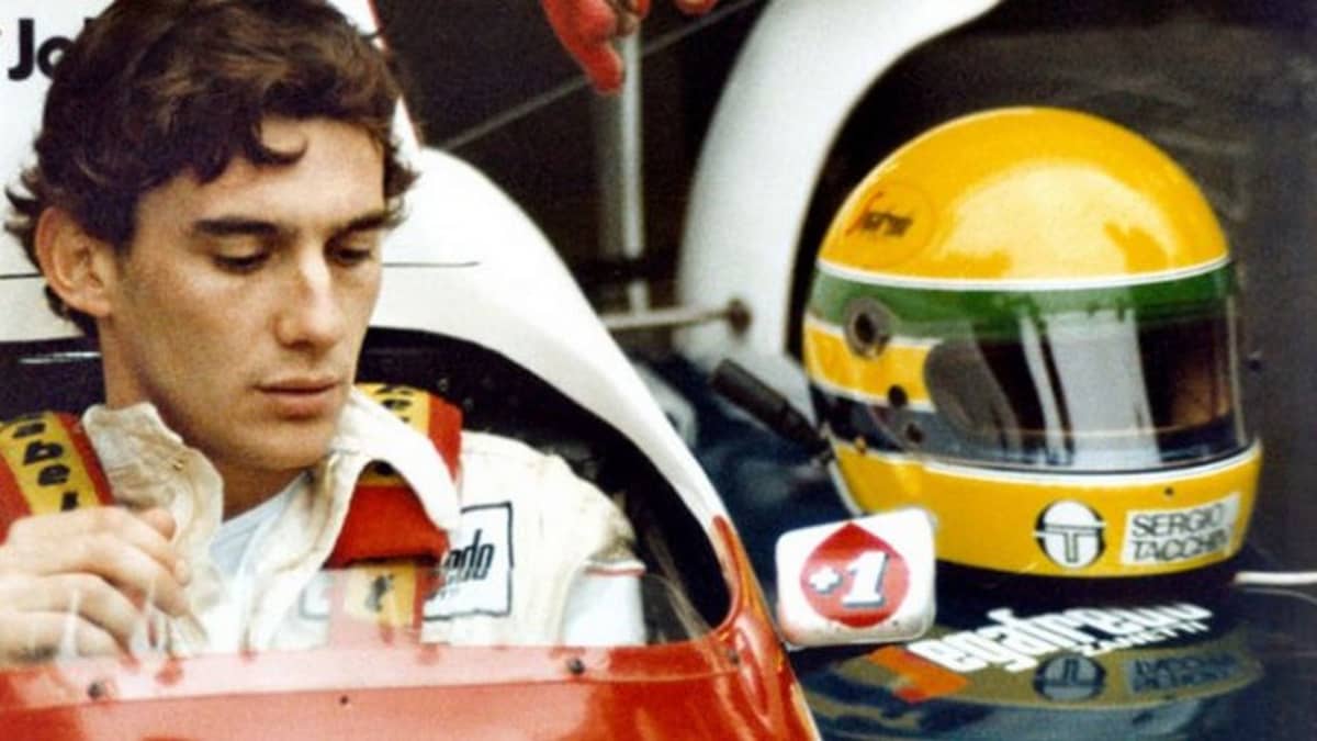 Ayrton Senna testaamassa autoaan Bürburgringin radalla vuonna 1984.