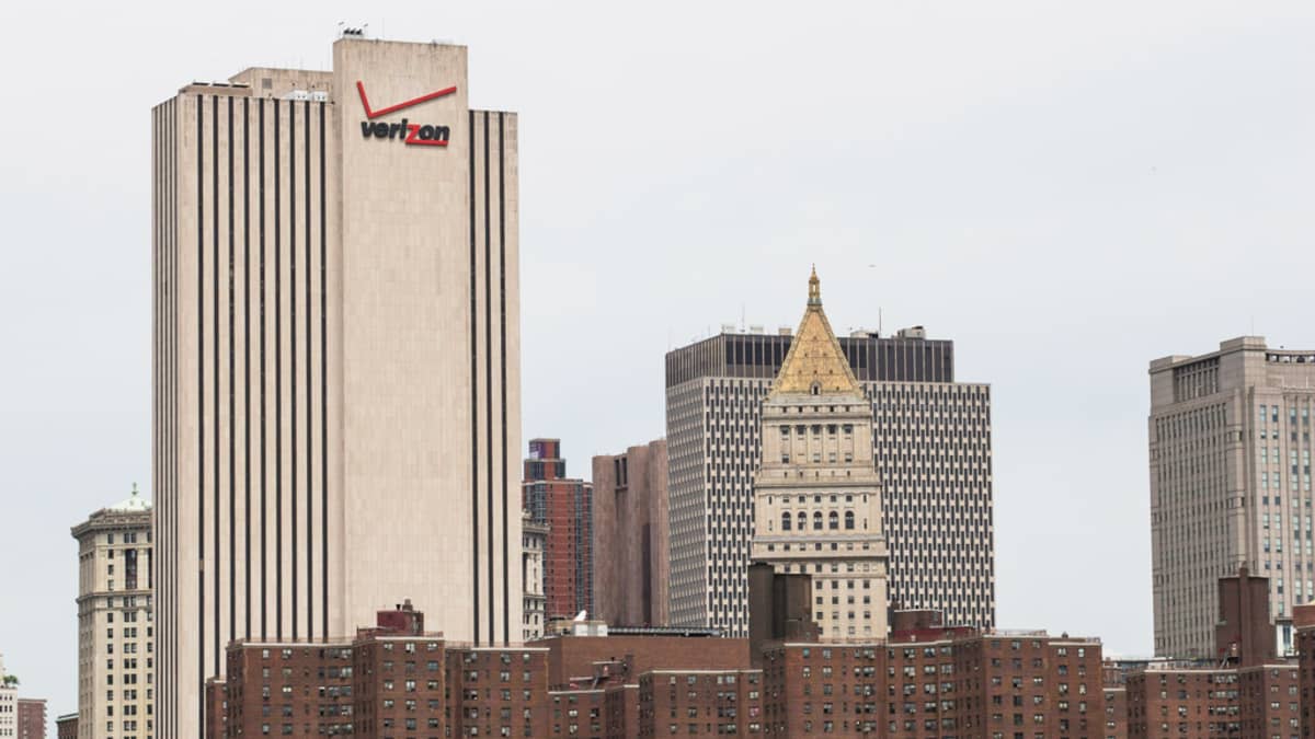 Verizon-operaattorin hallinnollinen rakennus kuvattuna Manhattanilla 6. kesäkuuta 2013. 