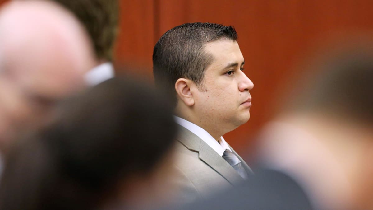 George Zimmerman katsoi valamiehistön saapumista oikeussaliin Sanfordissa, Floridassa, heinäkuun 12. päivänä.