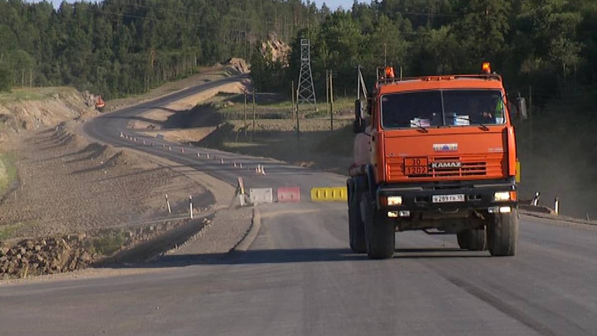 Karjala tie tietyömaa tien rakennus Venäjä uusi tie