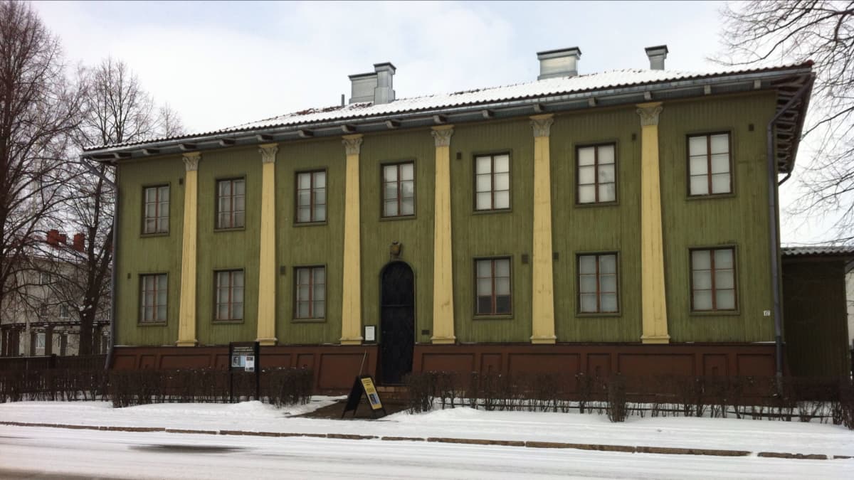 Suojeluskuntamuseon pelastusoperaatio käynnissä Seinäjoella | Yle Uutiset