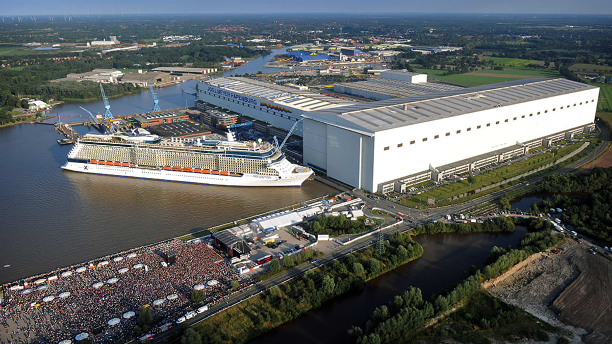 Meyer Werft -yhtiön telakka Papenburgissa.