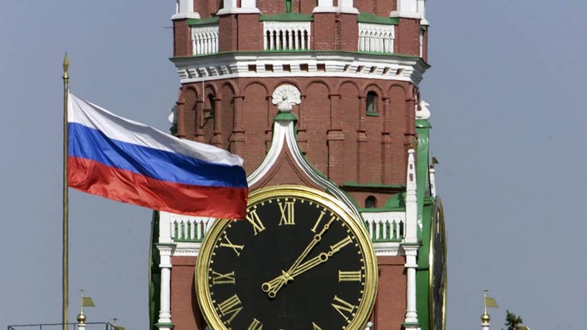 Spasskaya-tornin kello Kremlissä Moskovassa.