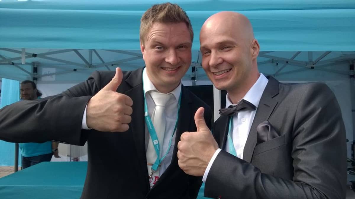 Jukka Hallikainen ja Marko Maunuksela nauttivat joka kesä tangotunnelmasta.