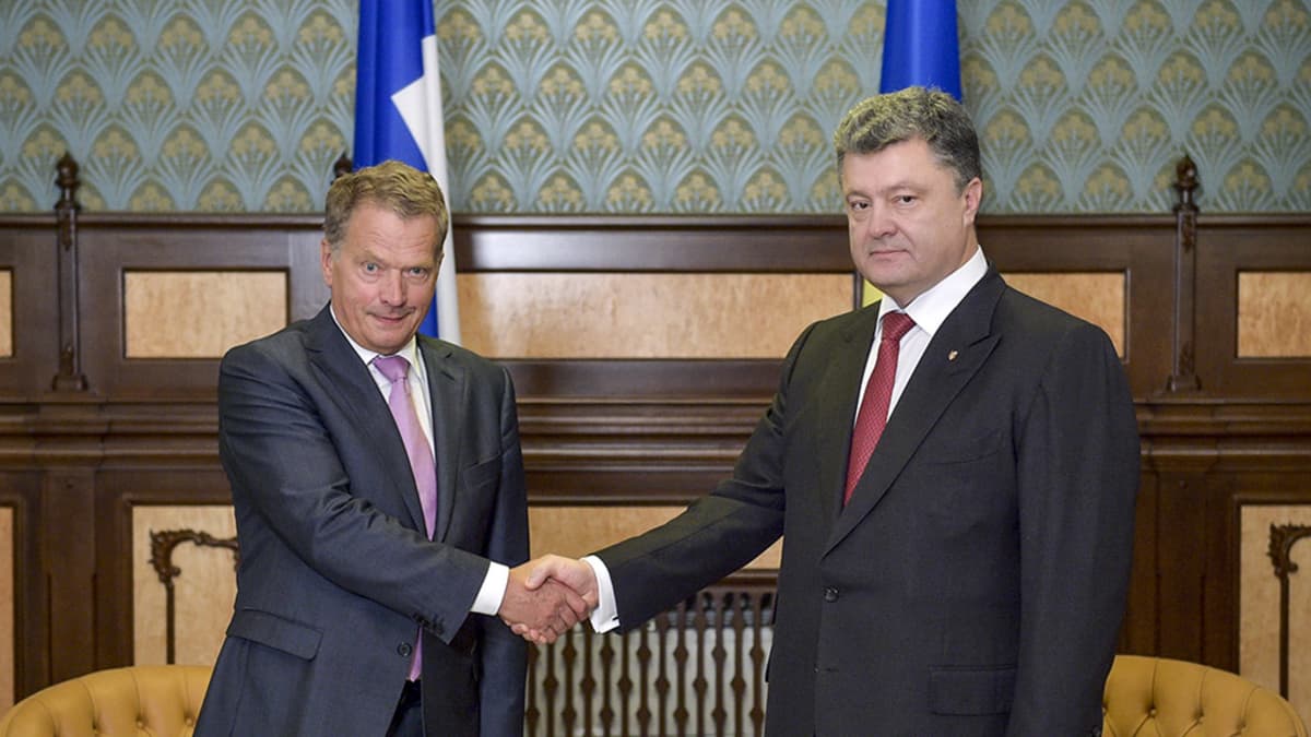 Tasavallan presidentti Sauli Niinistö tapasi Ukrainan presidentti Petro Porošenkon Kiovassa 16. elokuuta 2014. 