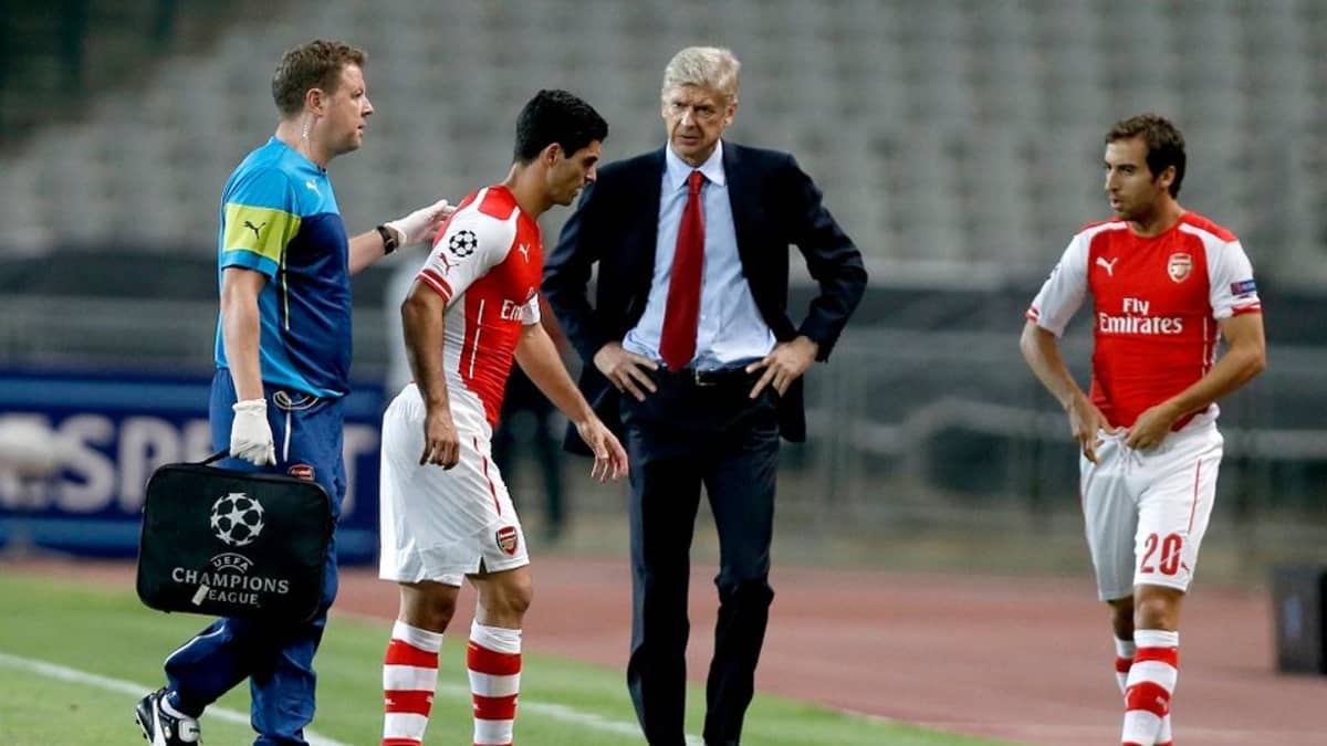 Arsenalin kapteeni Mikel Arteta loukkaantui