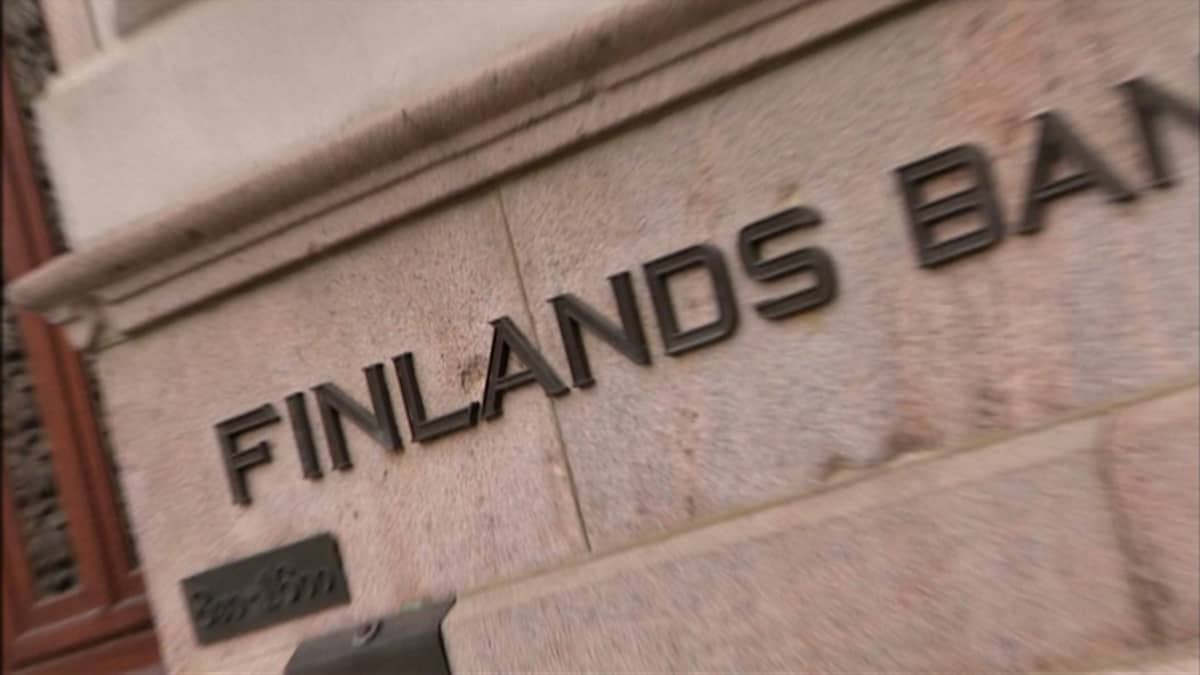 Ekonomistit: Suomen luottoluokitus todennäköisesti putoaa | Yle Uutiset