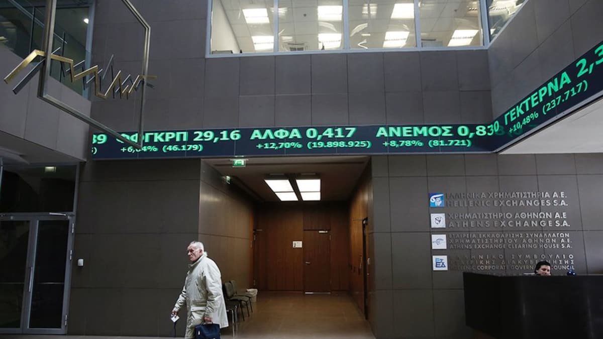 Näkymä Ateenan pörssin aulaan 24. helmikuuta.