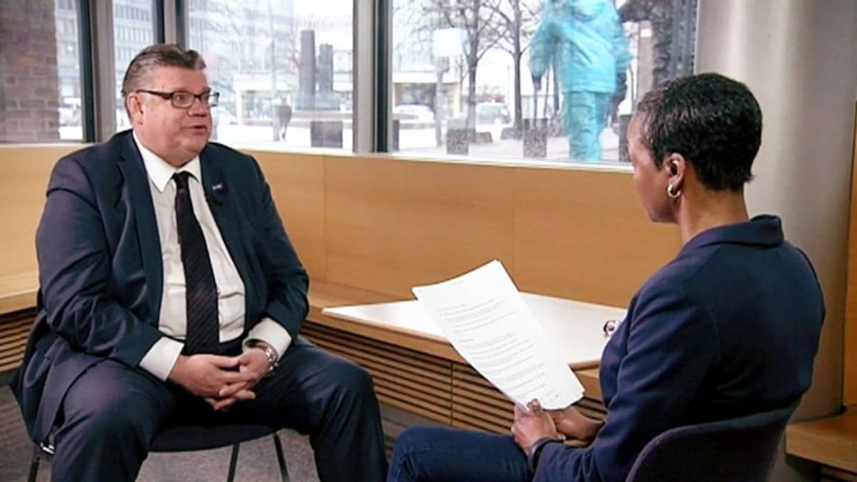 Timo Soini Yle Newsin haastattelussa 3. maaliskuuta.