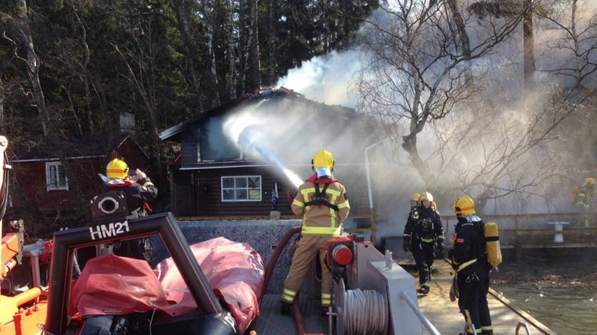 Finland celebrates National Sauna Day News Yle Uutiset