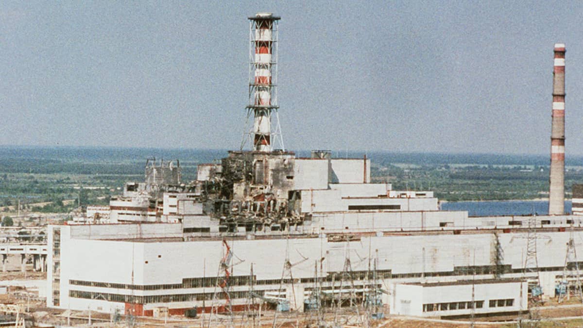 Tšernobylin ydinvoimala tulipalon jälkeen.