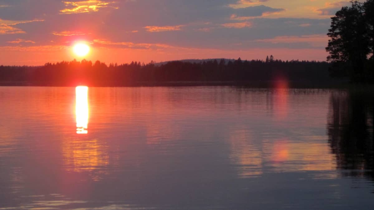 Etelä-Konneveden kansallispuiston maisemia verrataan Inarinjärveen.