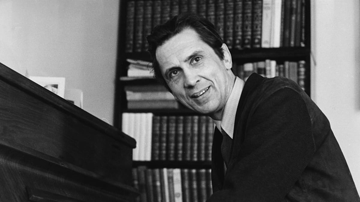 Säveltäjä Einojuhani Rautavaara vuonna 1970.