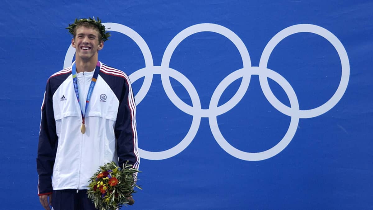 Michael Phelps Ateenan olympiakisoissa 2004.