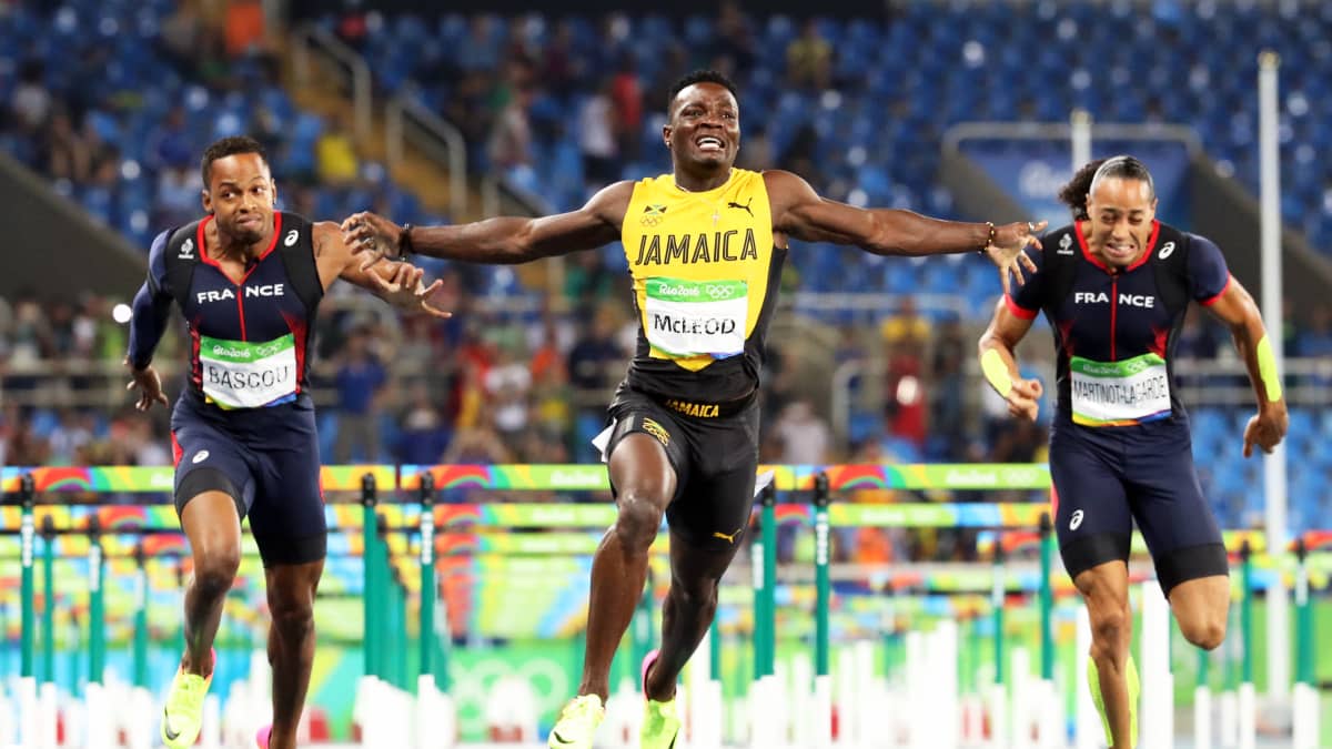 Omar McLeod voitti 110 metrin aidat Riossa.