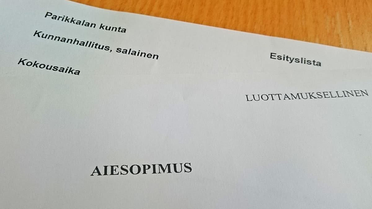 Kunnanhallituksen salainen aiesopimus