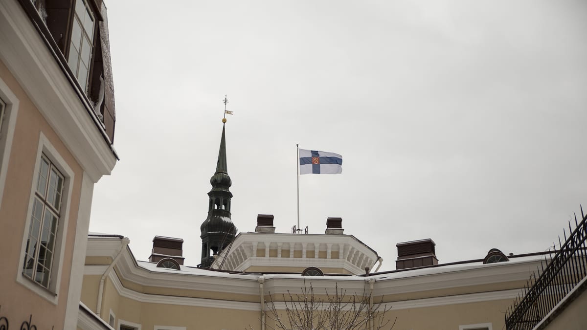 Linna vieraalla maalla – Suomen suurlähetystö palasi tallinnalaiseen  aatelispalatsiin tasan 20 vuotta sitten