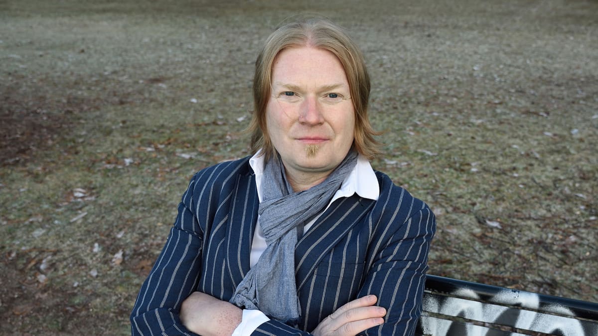 Demokraatti-lehden päätoimittaja Mikko Salmi