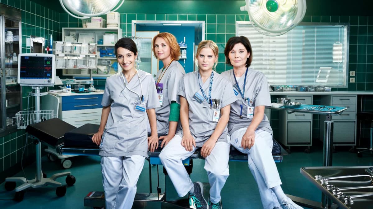 neljä sairaanhoitajaa