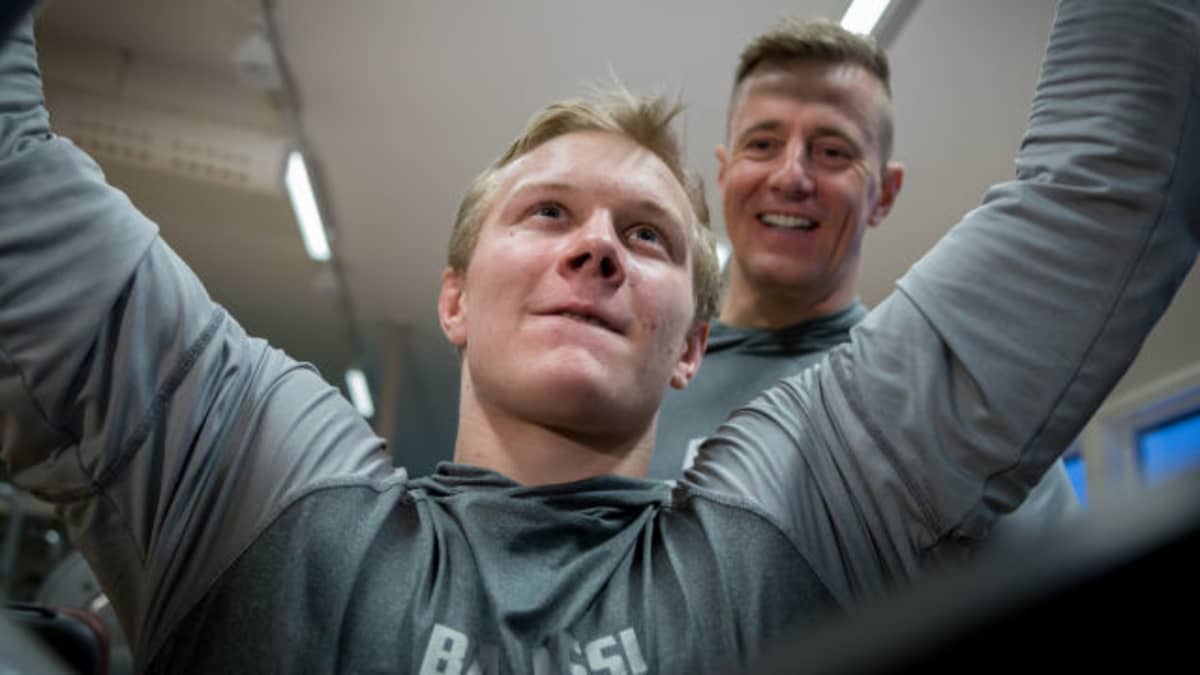 judoka Oskari Mäkinen ja hänen fysiikkavalmentajansa Sami Hellgren