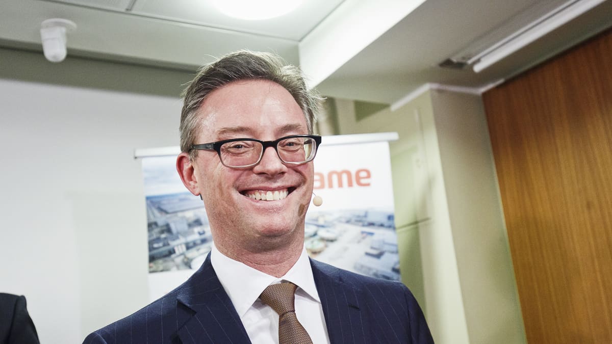 Trafiguran toimitusjohtaja Jeremy Weir Terrafame Group Oy:n tiedotustilaisuudessa