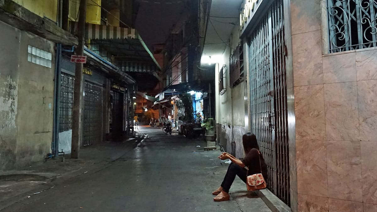 Trok Sake -kadun lähellä päivystävät ovat Bangkokin seksityöläisten alinta kastia.