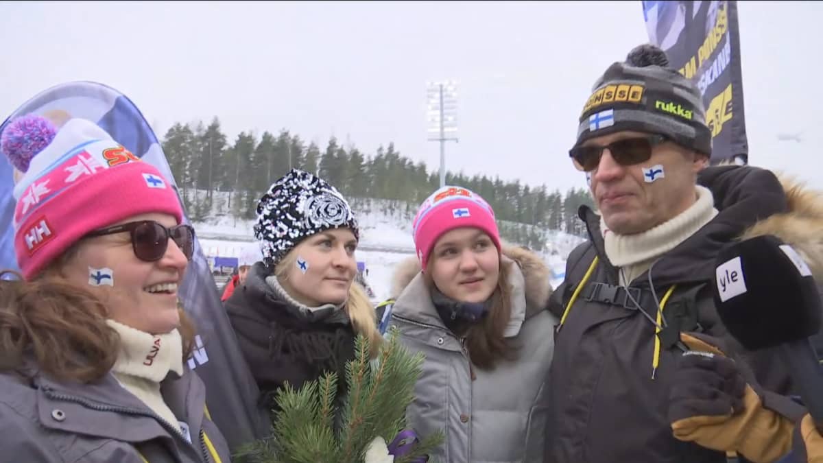 Iivo Niskasen perhettä
