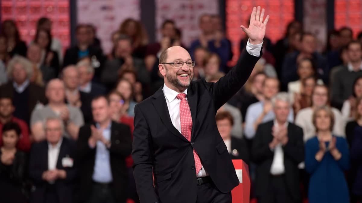 Martin Schulz puoluekokouksessa