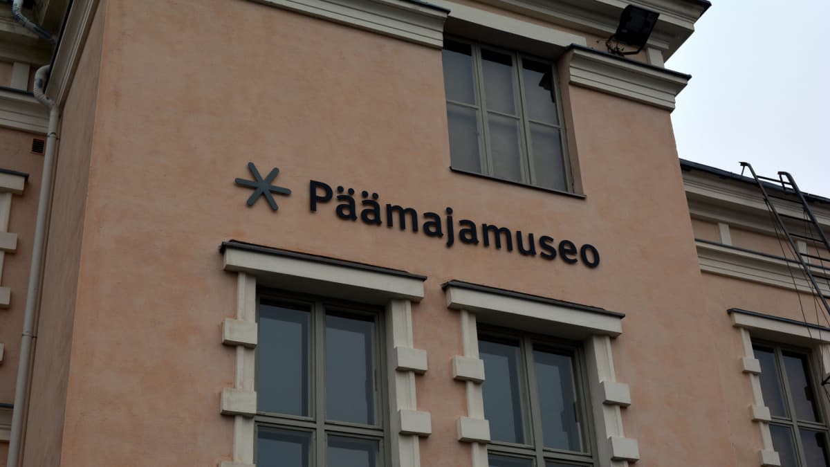 Vanhassa koulurakennuksessa toimii jo Päämaja-museo.