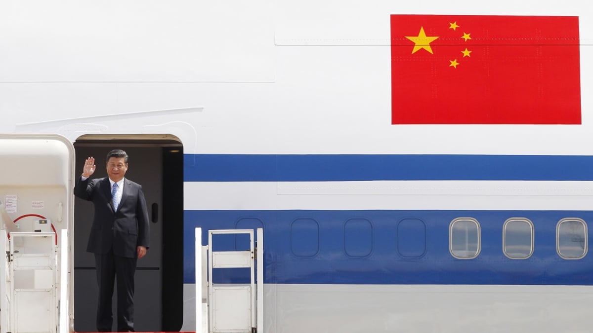 Kiinan presidentti Xi Jinping saapuu tiistaina illalla Suomeen. Kuvassa Xi vieraili Kambodžassa lokakuussa 2016.