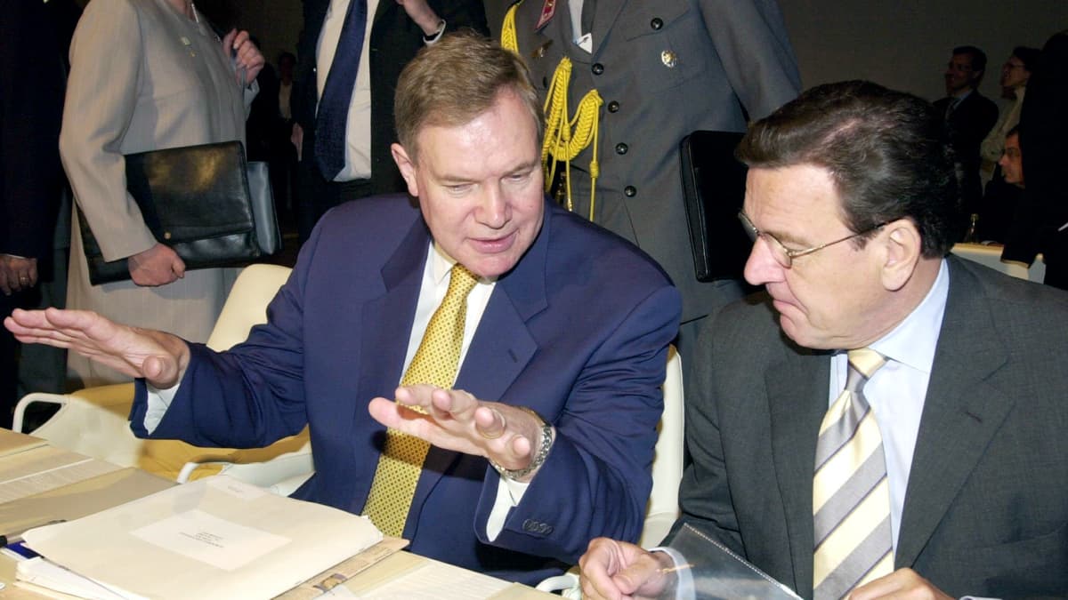 Paavo Lipponen ja Gerhard Schröder tapasivat Göteborgissa 15. kesäkuuta 2001.