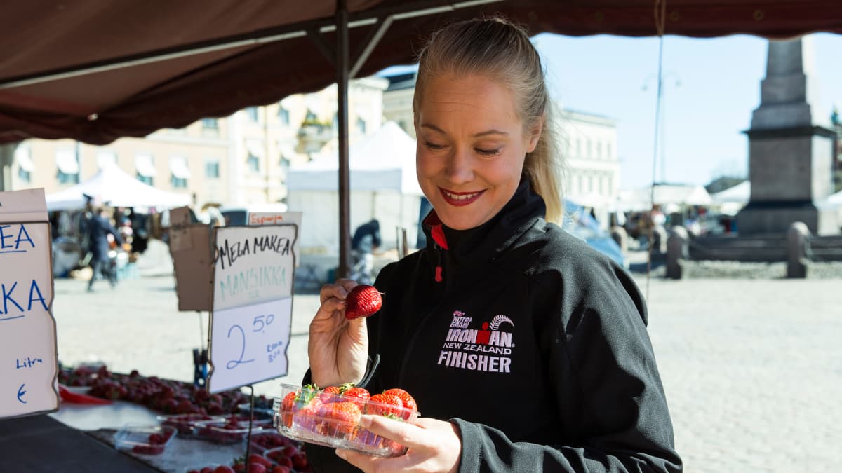 Emilia Lahti osallistui Iron man -kilpailuun Uudessa Seelannissa. Pian hän juoksee mantereen halki.