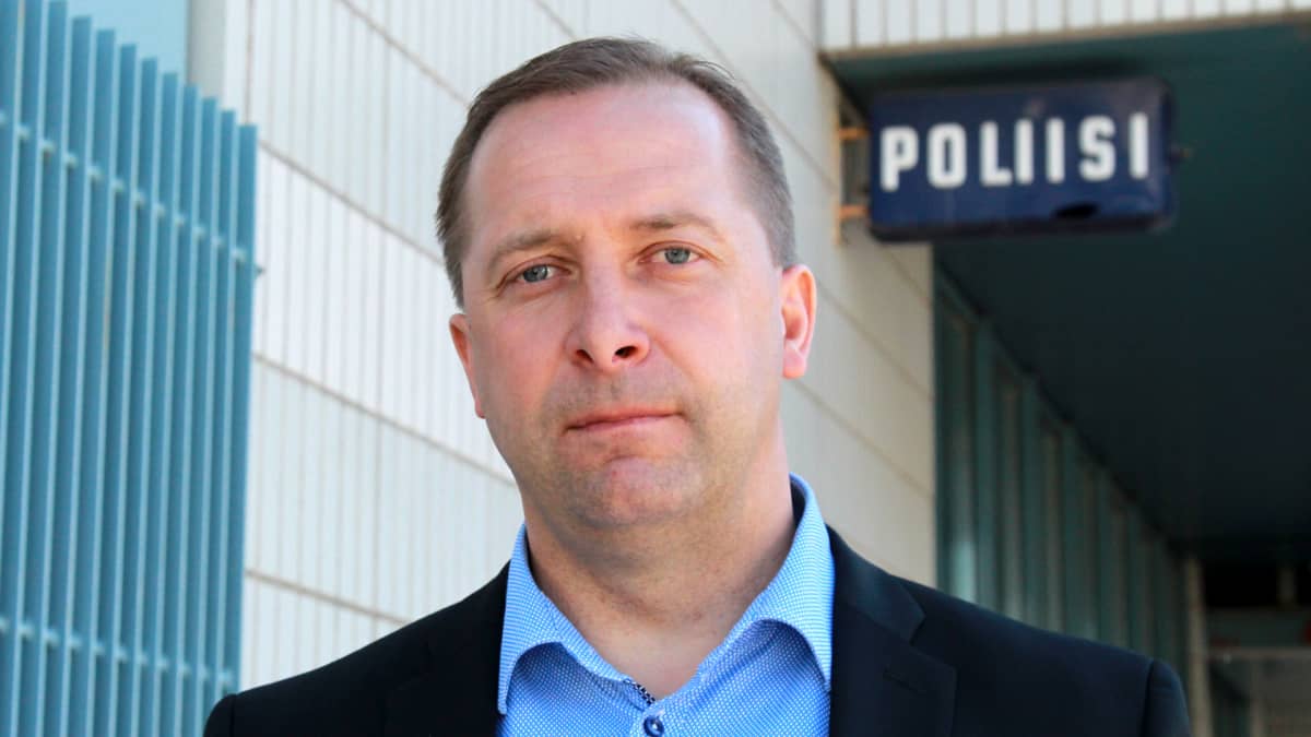 Kuvassa Sisä-Suomen poliisilaitoksen rikoskomisario Jari Luoto.