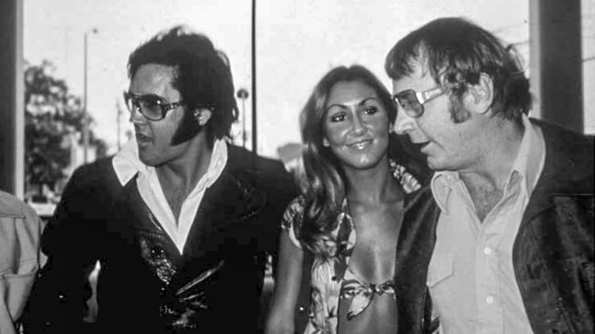 Elvis, nainen ja mies
