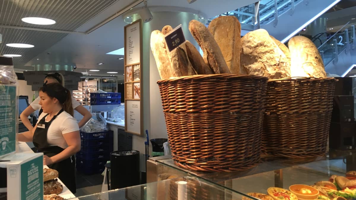 Artesaanileipä on maailmanlaajuinen trendi. Jopa leipomojätti Fazer lähti mukaan omilla myymälöillään. 
