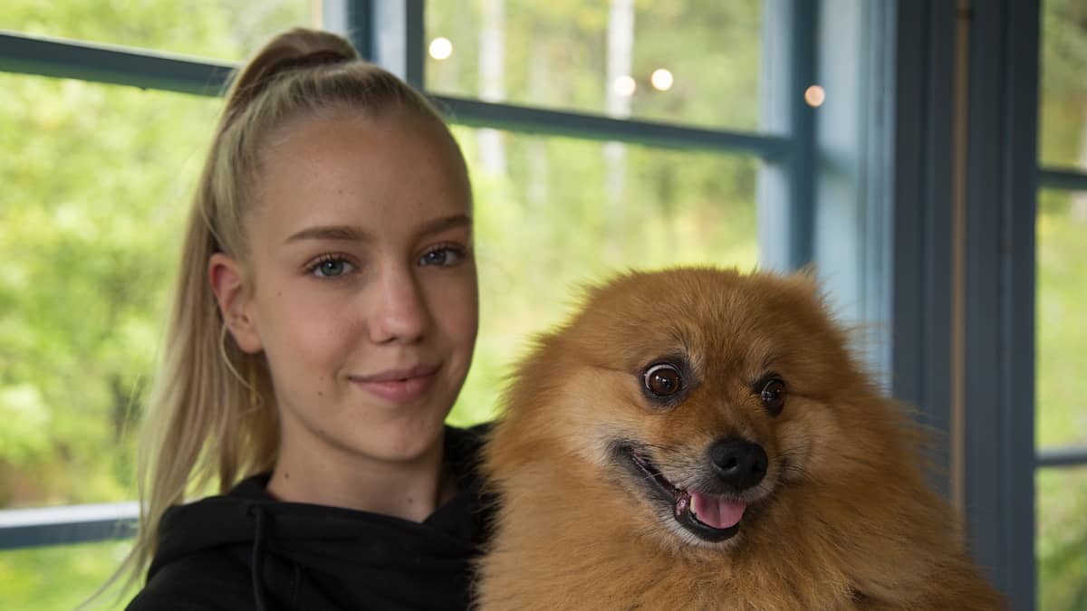 Eva Farigu, Kirsti Mannisen lapsenlapsi.