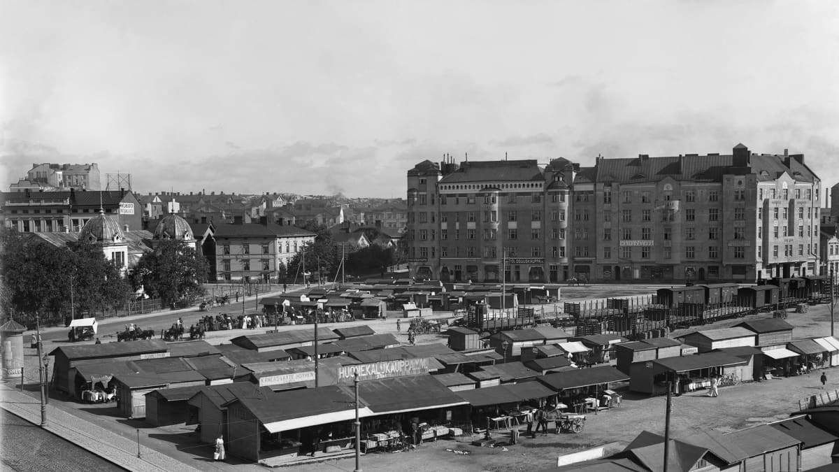 Hakaniementori vuonna 1909 kuvattuna Siltasaarenkatu 12:sta koilliseen.
