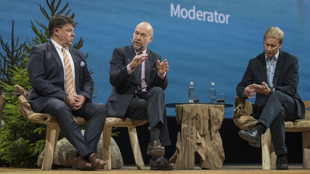 Petteri Taalas, James Hansen ja Mika Anttonen.