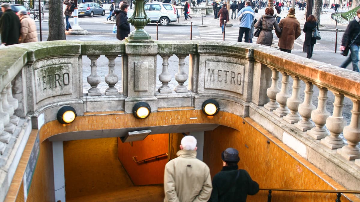 Pariisi Ranska Metro portaat.
