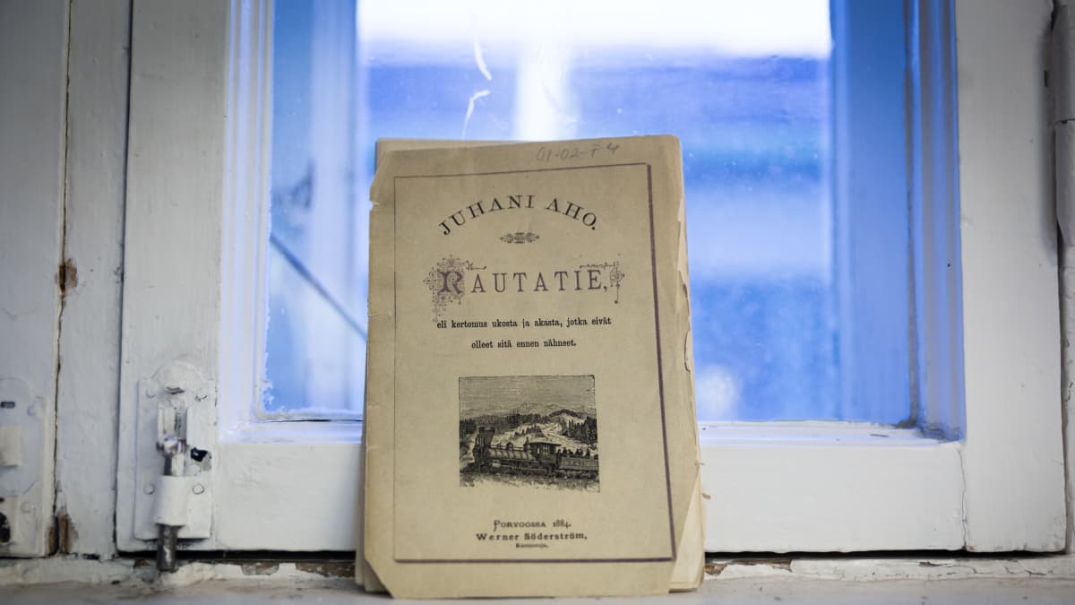 Juhani Ahon Rautatien ensipainos